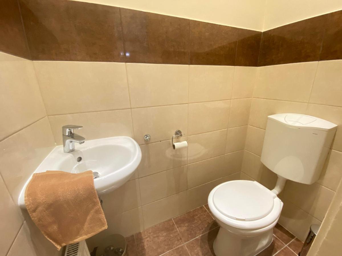Orangehomes One Bedroom Cozy Apartment Будапеща Екстериор снимка
